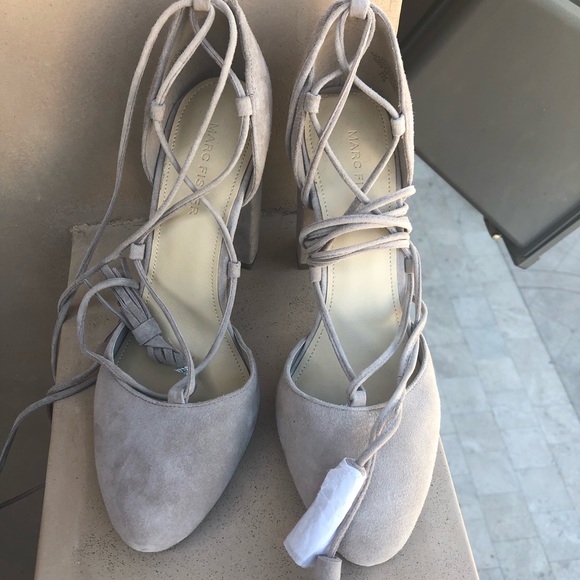 Marc Fisher taupe strappy block heels - Picture 2 of 6